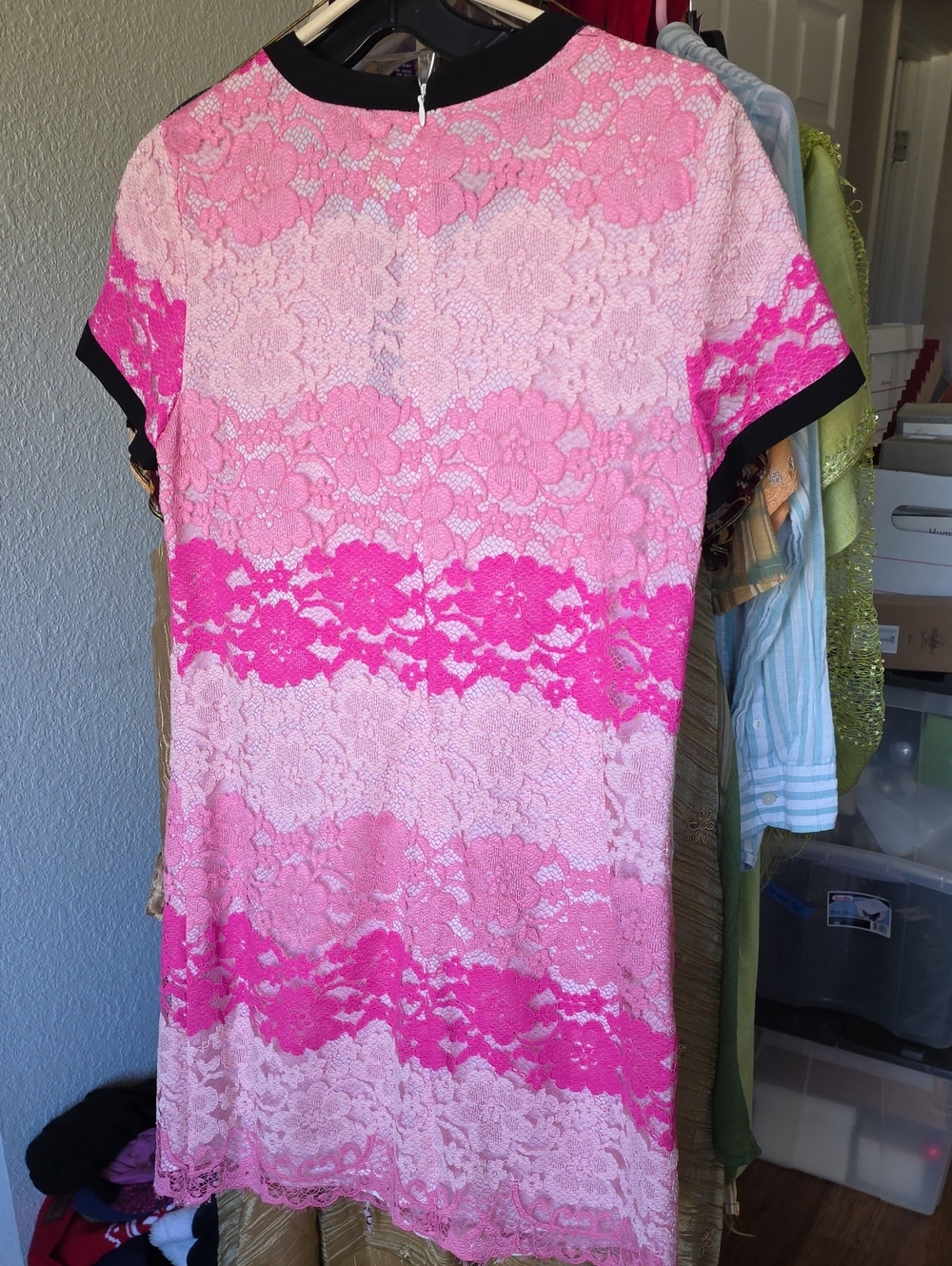 Cece Lace Dress - Picture 2 of 4
